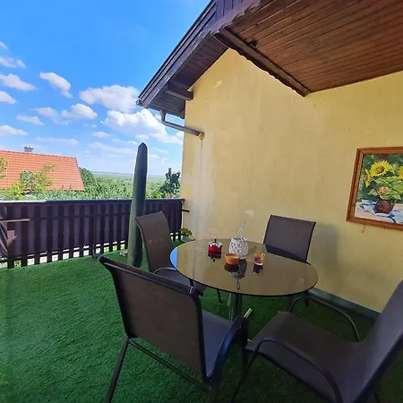 Ferienwohnungen Oedenburgerhof Mörbisch am See Exteriér fotografie